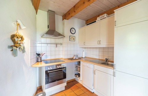 Langenhorn House | Vacation home Lütt Huus an de Geestkant in Langenhorn for up to 4 people