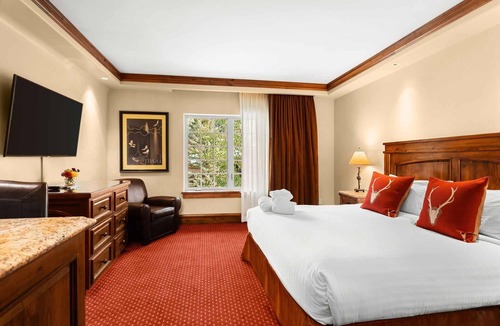 Vail Hotel | Vail Escape, Hot tub and Mountainside Fire Pits, Free Winter Ski Valet, Parking!