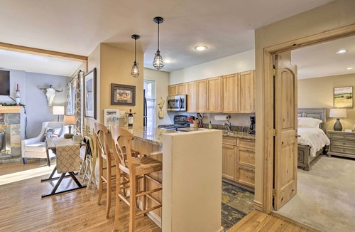 Vail Condo | Vail Ski Condo w/Mtn Views & Shuttle Service!