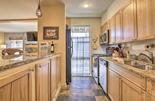 Vail Condo | Vail Ski Condo w/Mtn Views & Shuttle Service!