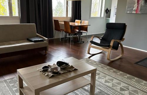 Sievi Apartment | Vanhan paloaseman loft -asunto