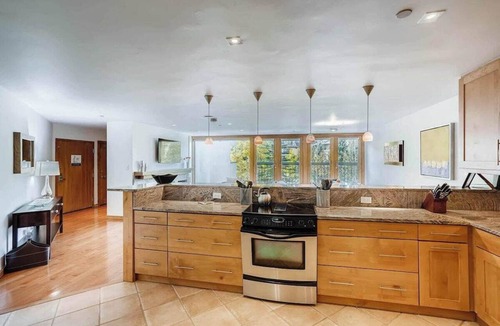 Gore Creek Place Condo | VB | Spacious 4 BR Condo in Lionshead - Amenities