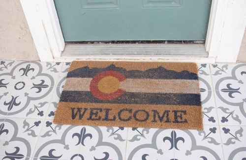 Pueblo Apartment | Very Clean Work Stay/Vacation Retreat Near DT&I25