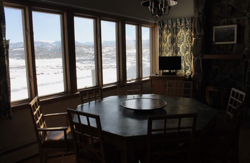 Tabernash House | Very Large Ranch on 90 Secluded Acres Sleeps 8+, BEST Views, Near Winter Park
