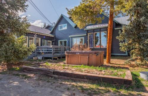Leadville House | Victorian Mansion near Main St - Gym Spa and More