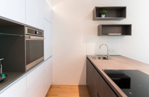 Hietzing Apartment | Vienna Residence | Trendy business apartment with walk-in wardrobe, aircon and private terrace #6368