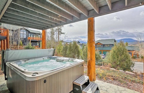 Fraser Condo | Views! 3 family rooms, 2 master suites, Hot Tub!