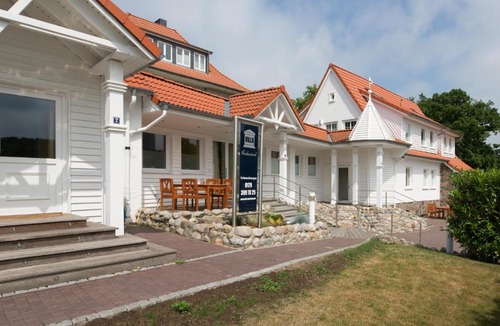 Alt-Travemunde/Ronnau Apartment | Villa Godewind