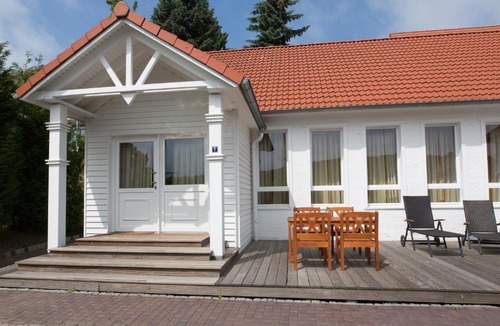 Alt-Travemunde/Ronnau Apartment | Villa Godewind