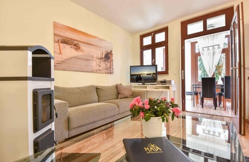 Heringsdorf Apartment | Villa Lamora 02 - Fireplace - Pets allowed