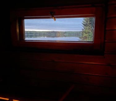 Lapinlahti Ski Chalet | Villa Mökinharju