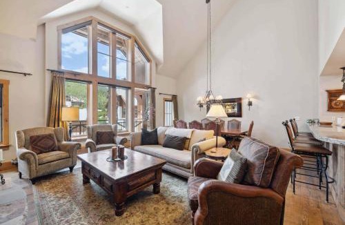 Beaver Creek Apartment | Villa Montane 226 by East West Hospitality