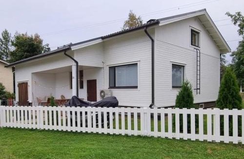 Oulu Villa | Villa Rimppari täydellinen porukalle 9 hlö puusauna nuotiopaikka ja parkki