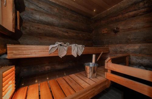 Rukatunturi Villa | Villa Talvikolo - Spacious 2BR Cabin with Sauna
