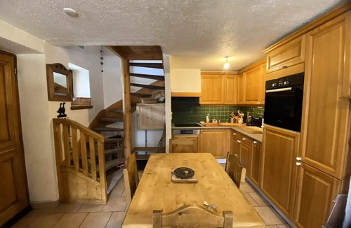 Les Allues Villa | Village house in the heart of Les Allues close to shops and cable car