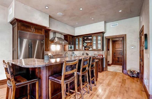 Village Walk Apartment | Village Walk 55