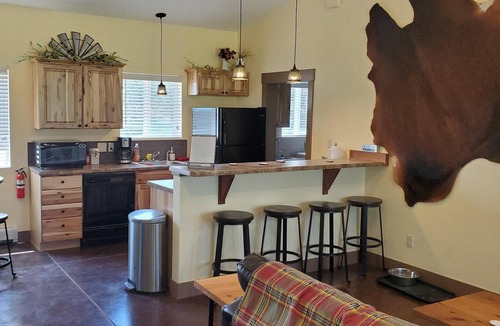 Grand Junction House | Visit Tres Chivos Farmhouse warm and cozy, Kids and pet friendly too!