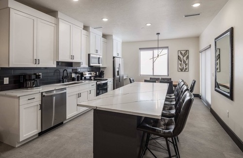 Moab South Valley Apartment | Vizcaya #12 - Moab's Newest Luxury Rental