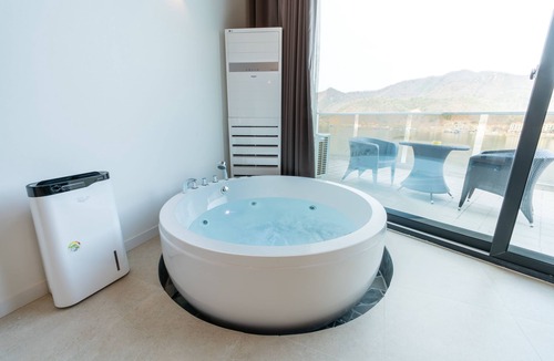 Gapyeong Hotel | W Jiwoo Resort