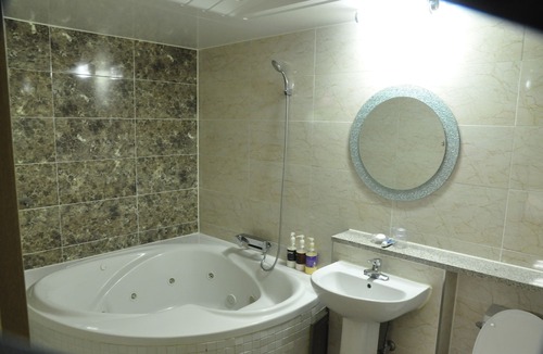 Andong Hotel | W Motel