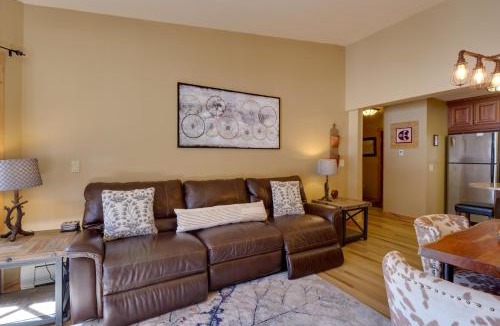 Copper Mountain Village House | Walk to Copper Mountain Lifts: Mtn-View Condo