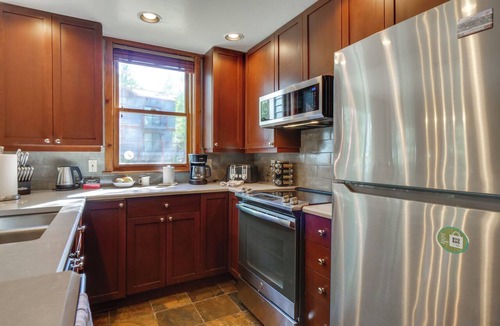 Historic District Condo | Walk to Lifts: Breck Condo on Main St w/Amenities
