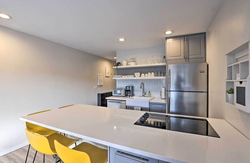 Frisco Apartment | Walk to Main St Frisco! Modern Unit 7 Mi to Slopes