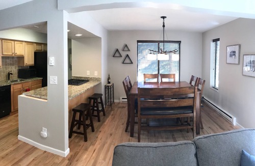 Frisco Condo | Walk to Main Street - 4 Bed 3 Bath Sleeps 11 - Close to Copper/Breck/Keystone