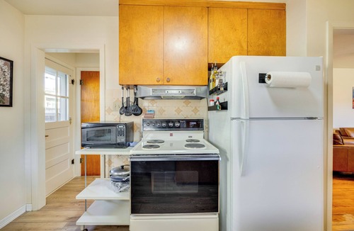 Pleasant Valley House | Walk to Old Colorado City: Home w/Fenced Yard