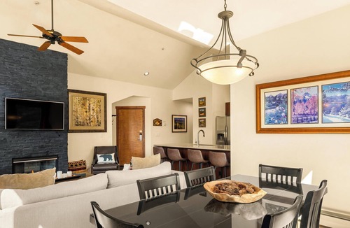 Historic District Condo | Walk to Town/Lifts. Mtn View. Pool, Hot Tubs.