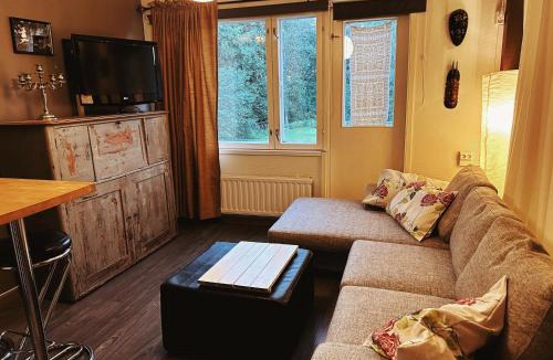 Reittio Apartment | Wanha Koulu Tahko 2h Huone, Sauna, Minikeittiö, Rinteet Spa Ravintola 6km, Sali, Wifi, Lemmikit OK, Edukas