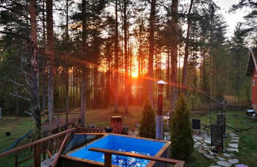 Reittio Apartment | Wanha Koulu Tahko Unelma, 4mh, Palju, Sauna, Tupakeittiö, Wifi, Liikuntasali, RinteetSpaRavintola 6km, Lemmikit OK, Edukas