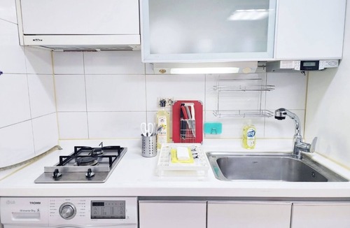 Yeoksam Apartment | "Warm and cozy rooms locatead in Gangnam- Suitable for relaxation and travel!"
