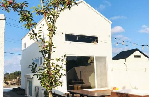 Jocheon House | Wasan Stay in Jeju