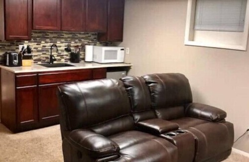 Washington Park West House | Washington Park Bungalow with hot tub!