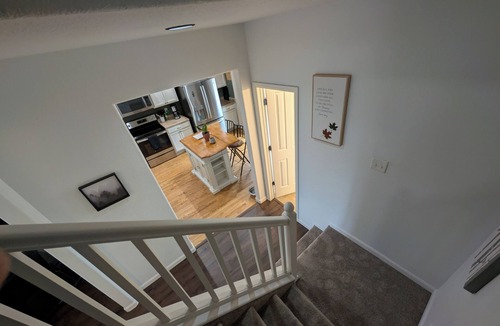 Monument House | Welcome to The Monument View, your serene getaway nestled in beautiful Monument.