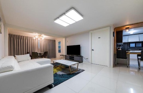 Daeyeon-dong Hotel | Welkin Hotel