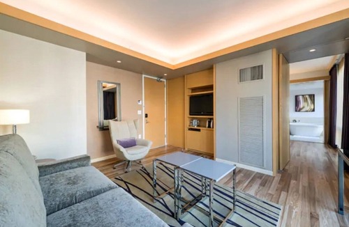 Central Park South Resort | West 57th Street, a Hilton Club - 1 - Bedroom - 1 BD