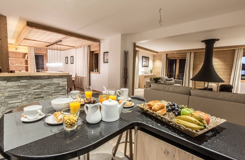Courchevel House | Whistler Lodge by Alpine Resorts