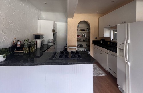 Idaho Springs House | Windows Huge, Light, Southern Facing, Hot-Tub on Deck, 5 Min. Walk Downtown