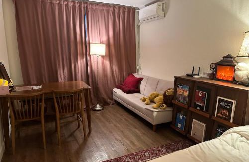 Yeonnam-dong Apartment | Wizard House in Hongdae