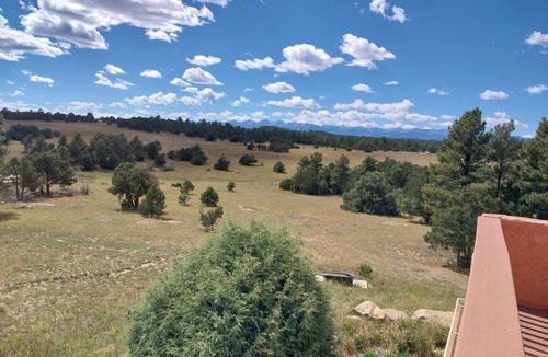 Boncarbo House | Wonderful 3-bedroom house in Boncarbo, Co Perfect vacation getaway.
