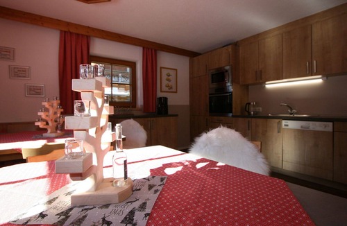 Ramsau im Zillertal House | Wonderful private villa for 12 people with WIFI, TV, patio and pets allowed