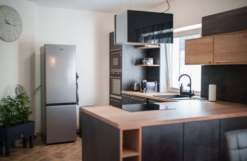 Prague 11 House | Wonderful private villa for 8 people with private pool, WIFI, TV and patio