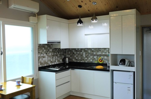 Jocheon House | Woojinsam Pension