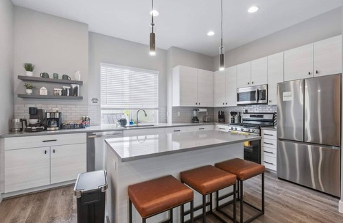 Lamar Heights Area House | Work & Relax, Sauna, King Bed, w Garage Near Red Rocks