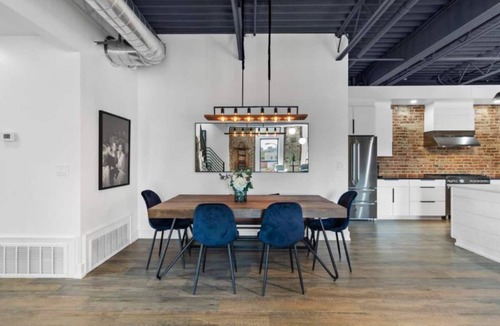 Kansas City Condo | World Cup 2026 VIP HQ: 4,000 SqFt Luxury Penthouse & Rooftop