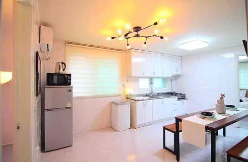 Seogyo-dong Apartment | Y4# 방 4개 및 욕실 4개@ 3번 출구