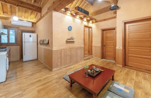 Seojong House | Yangpyeong Vivaco Hanok Stay