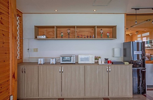 Sokcho Hotel | Yangyang Eight